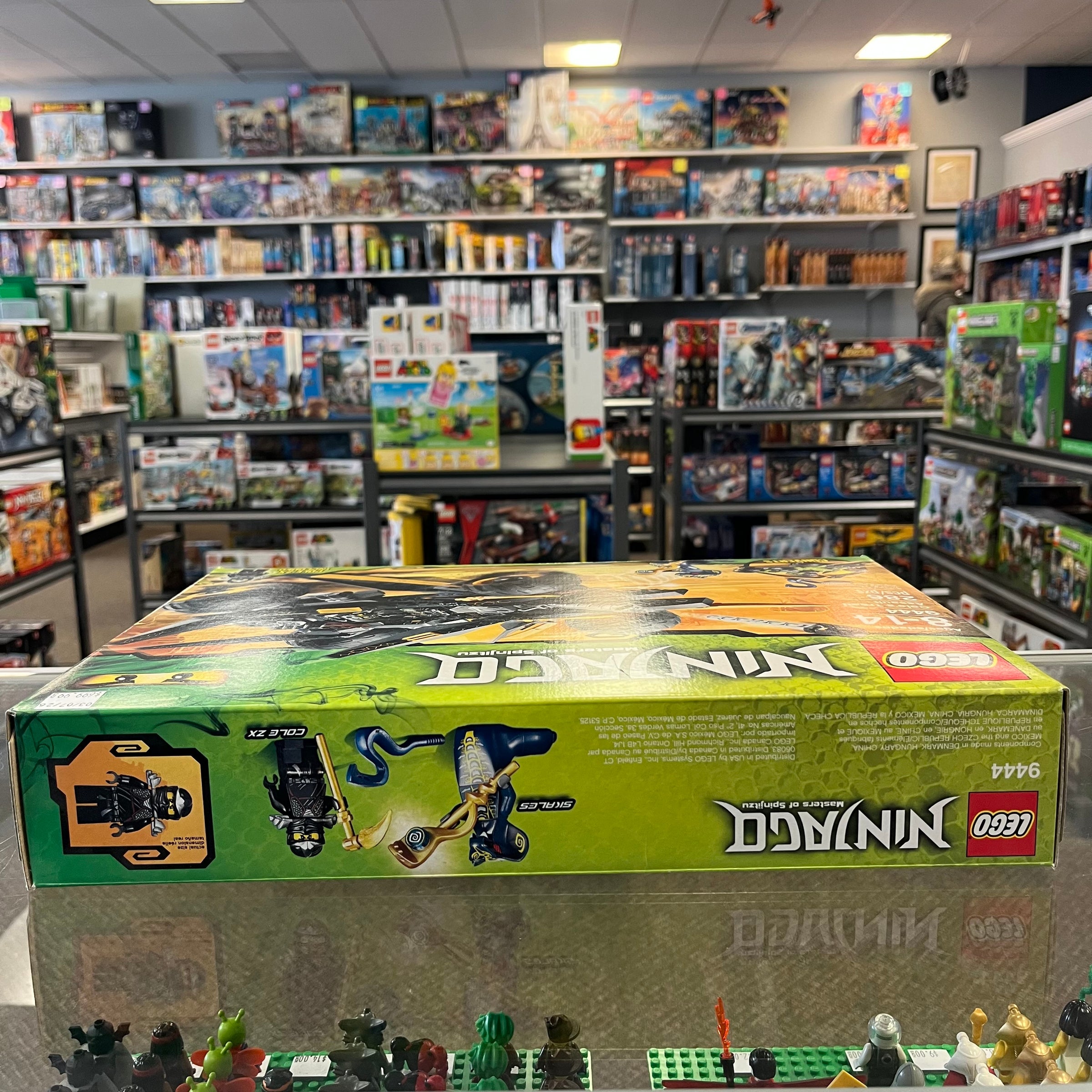 Y  9444 Cole's Tread Assault | Wapi Bricks LLC
