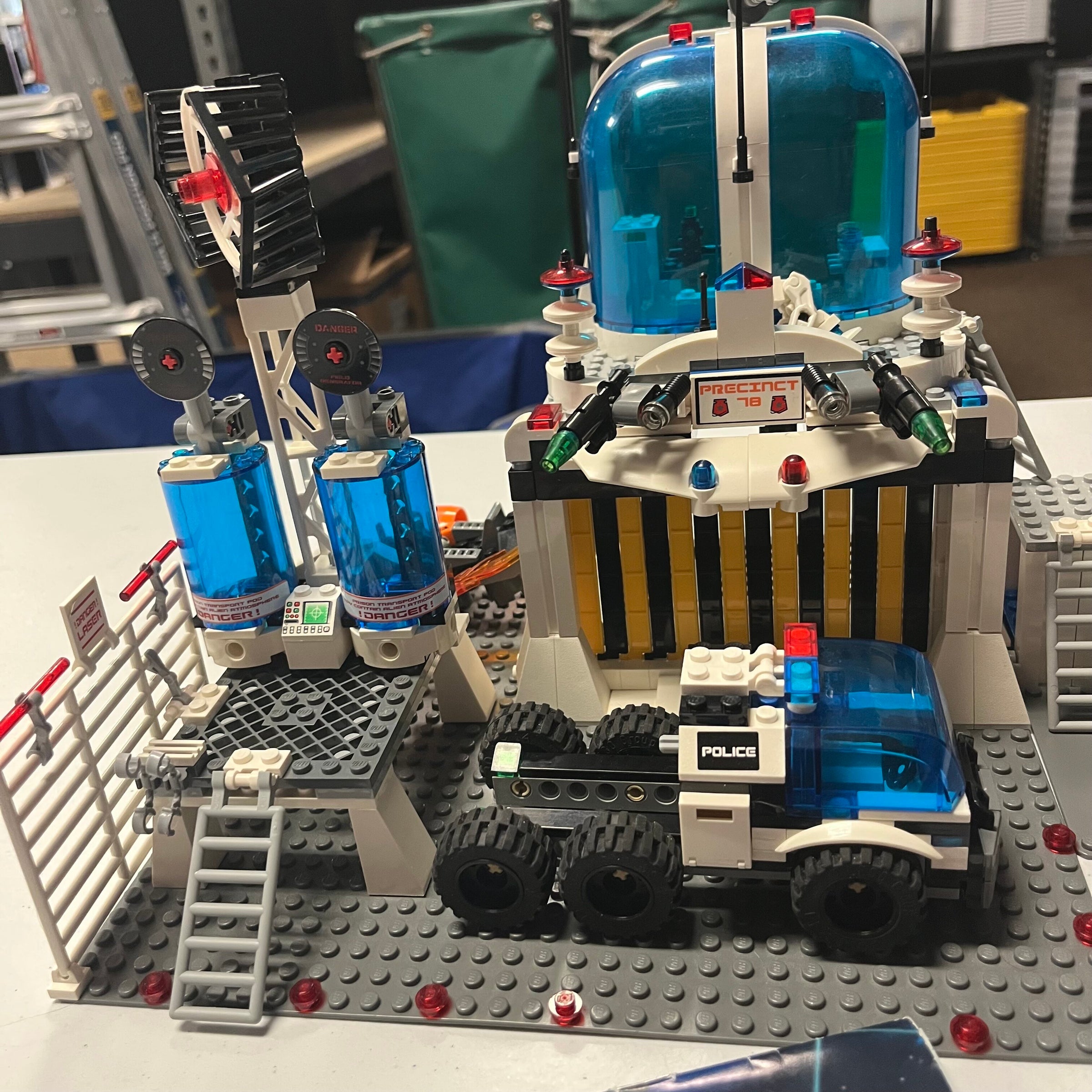 5985 Space Police Central | Wapi Bricks LLC